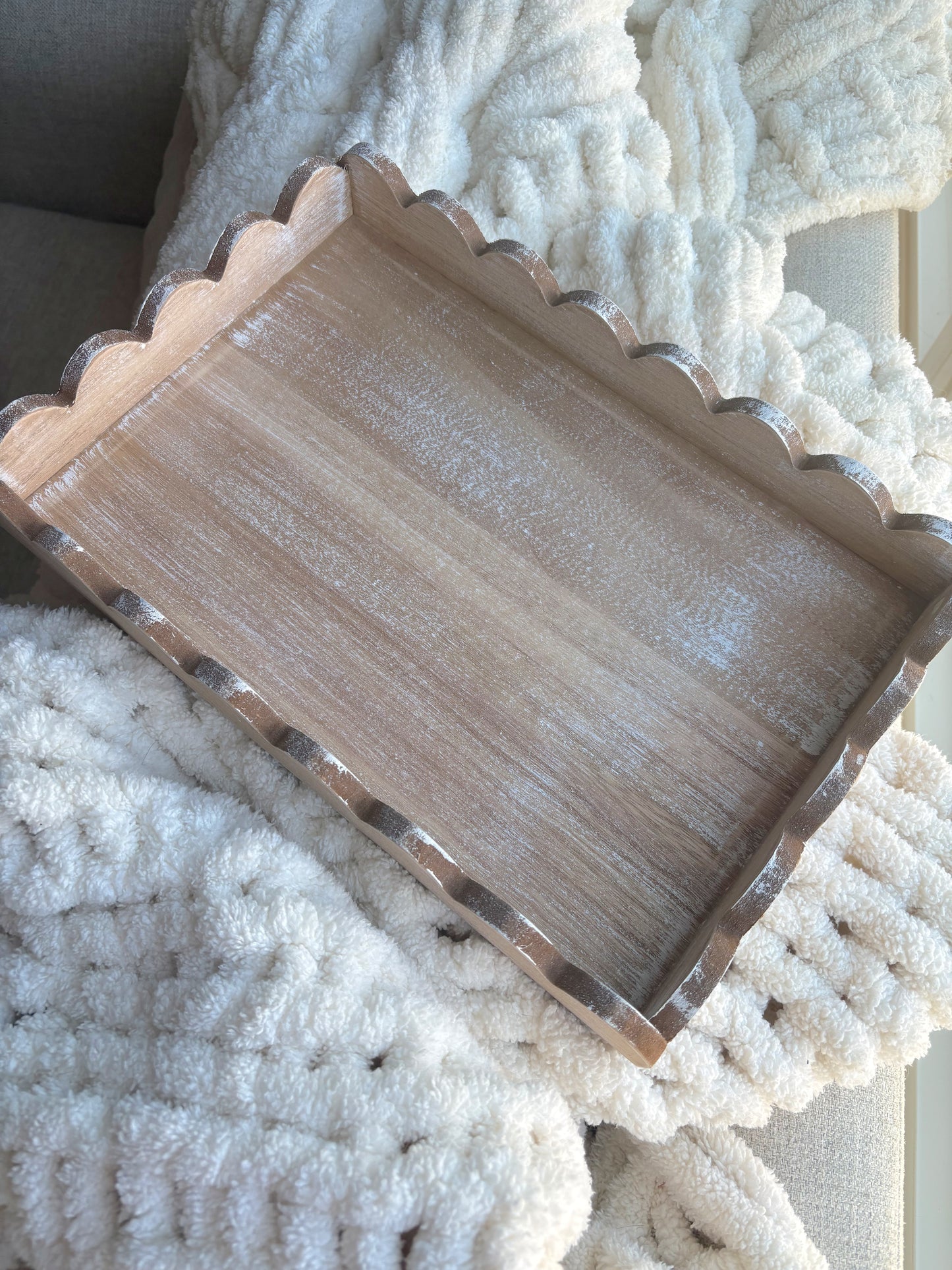 Scallop Wood Tray